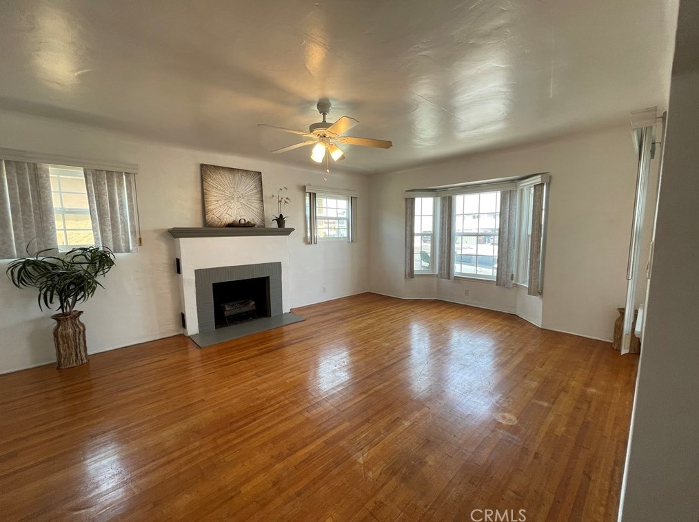 4724 W El Segundo Blvd, Hawthorne, CA 90250
