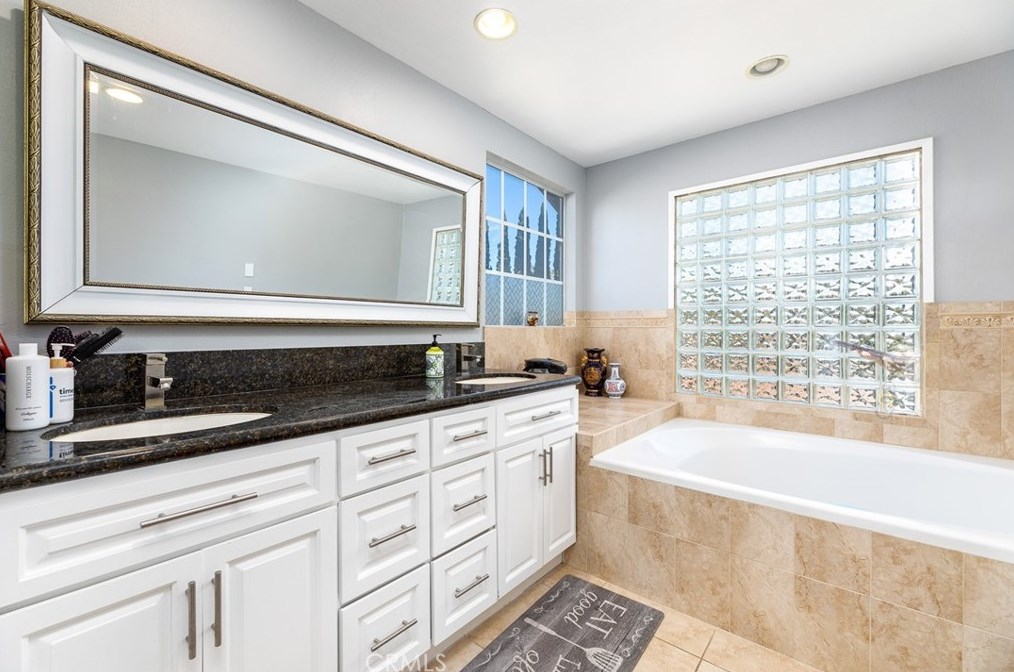 1519 Kiowa Crest Dr, Pomona CA  91765-3918 exterior