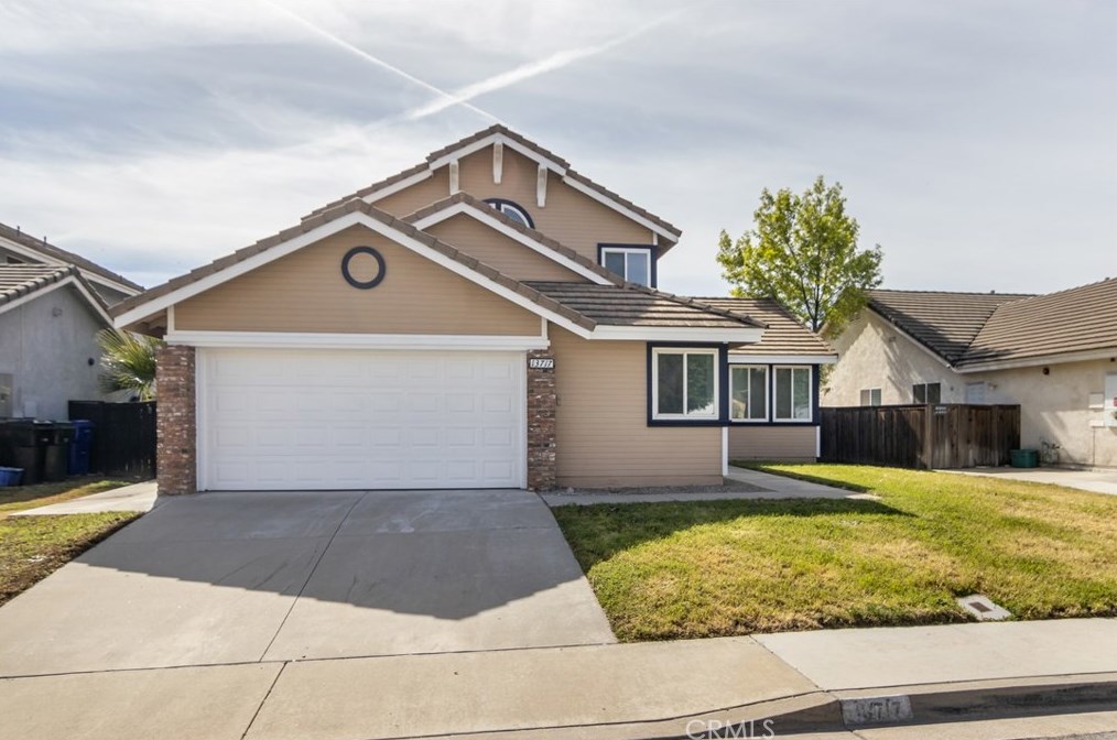 13717 Stanford Ct, Fontana, CA 92336-3434