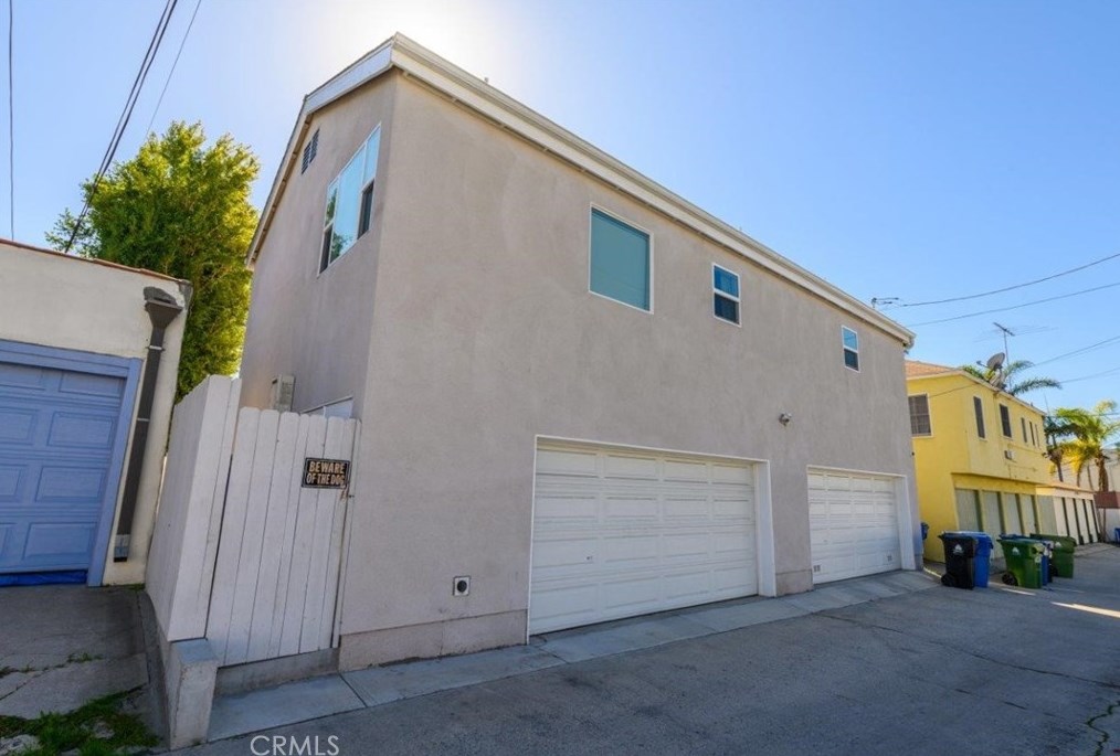 10575 Ayres Ave, Los Angeles CA  90064-3332 exterior