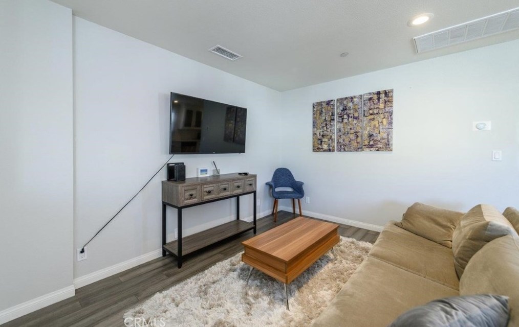 10575 Ayres Ave, Los Angeles CA  90064-3332 exterior