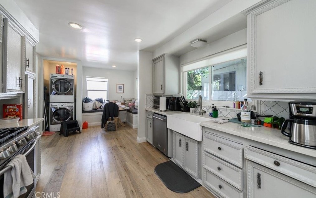 10575 Ayres Ave, Los Angeles CA  90064-3332 exterior