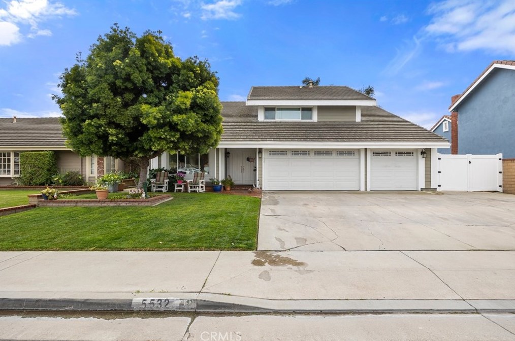 5532 Mossvale Cir, Huntington Beach, CA 92649