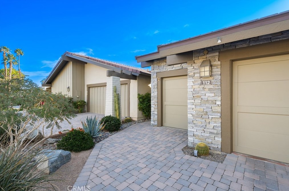 112 Tanglewood Trl, Palm Desert, CA 92211-3229