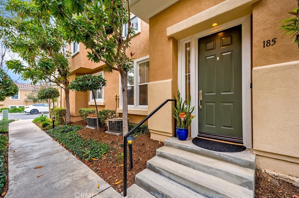 185 Via Vicini, Trabuco Canyon, CA 92688