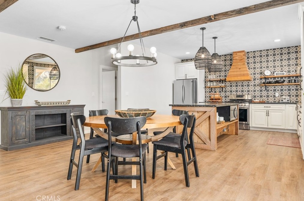 5536 Sunburst St, Joshua Tree, CA 92252-1813