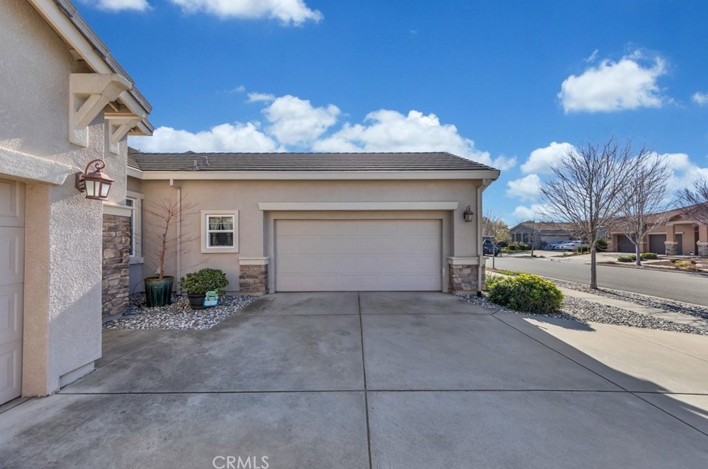 3067 Benton St, West Sacramento, CA 95691-5259