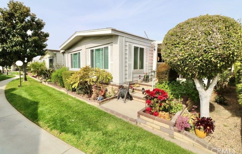 240 Clearlake Cir #95, Placentia, CA 92870