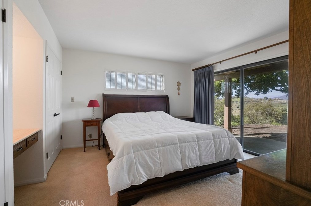 15735 Highland Valley Rd, Escondido CA  92025-3535 exterior