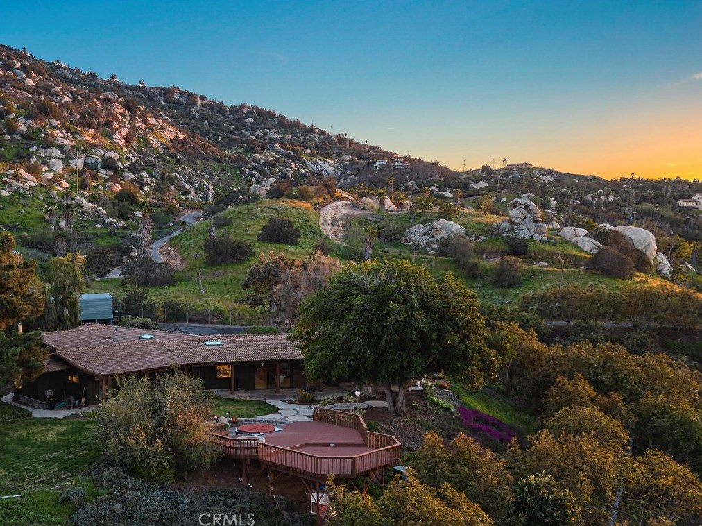 15735 Highland Valley Rd, Escondido, CA 92025