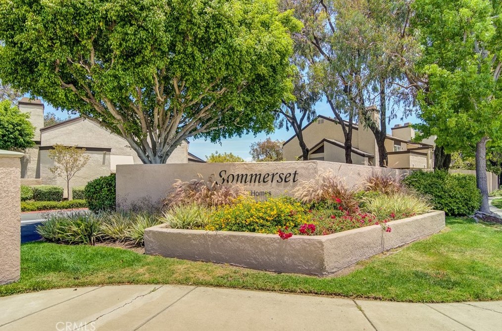 917 Powell Ct, Costa Mesa, CA 92626-2943