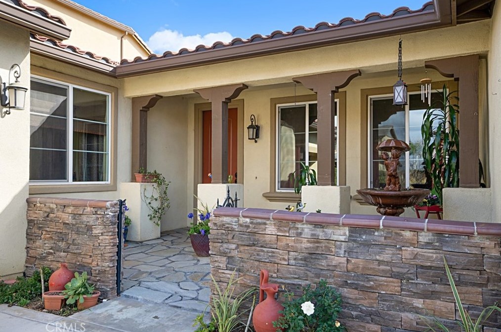 10820 Portofino Ln, Riverside, CA 92503