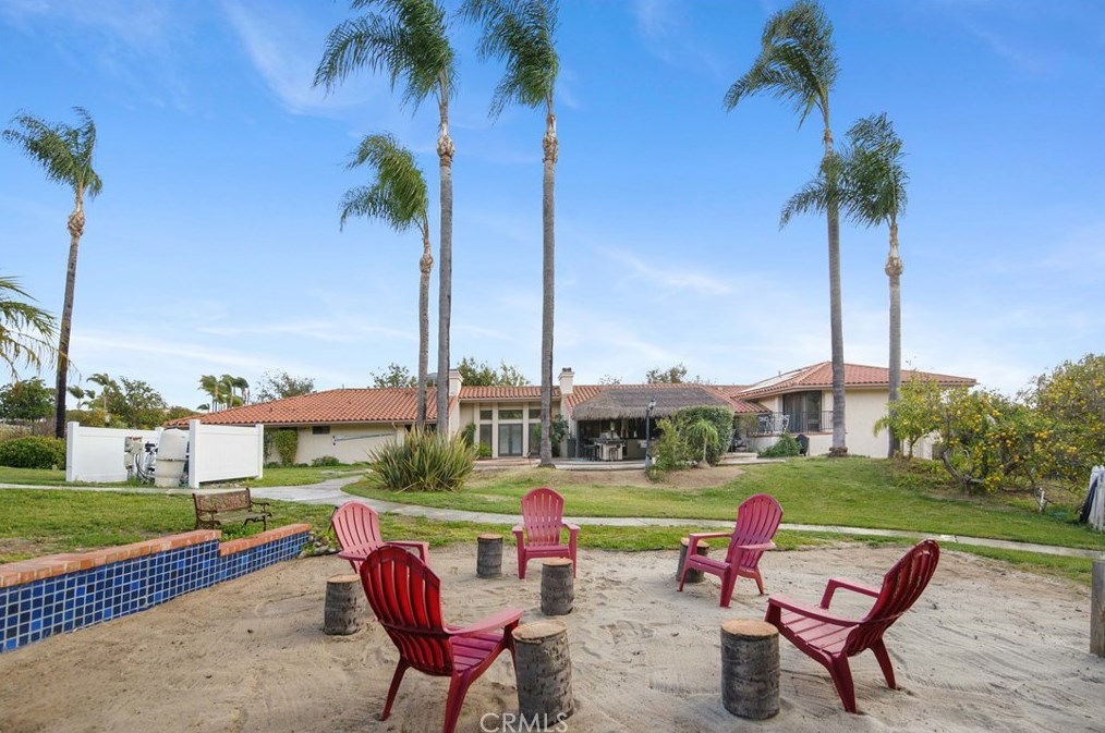408 Tumble Creek Ln, Fallbrook CA  92028-2543 exterior