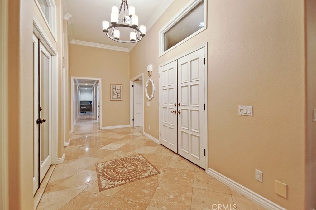 408 Tumble Creek Ln, Fallbrook CA  92028-2543 exterior