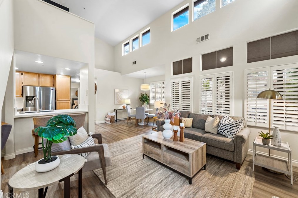 2 Tierra Plano, Trabuco Canyon, CA 92688