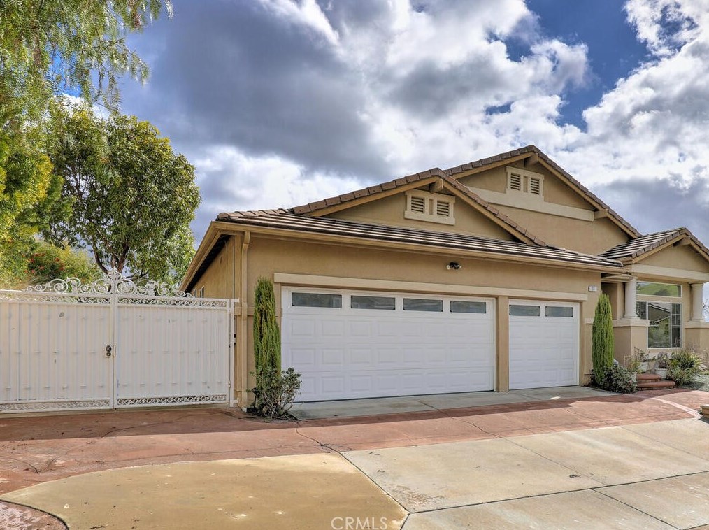 30 Songbird Rd, Trabuco Canyon, CA 92679