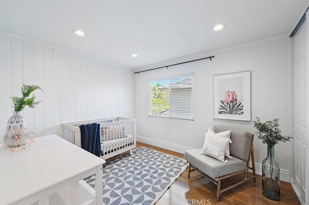 66 Oakcliff Dr, Laguna Beach CA  92677-5650 exterior