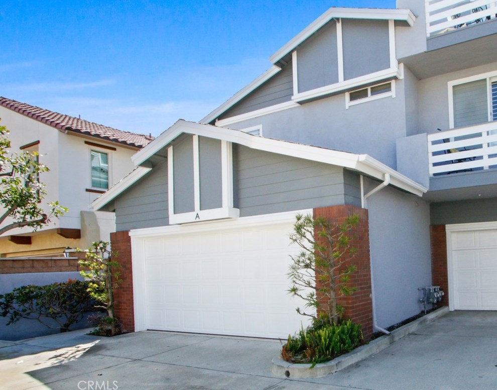 19182 Holly Lane #a, Huntington Beach, CA 92648