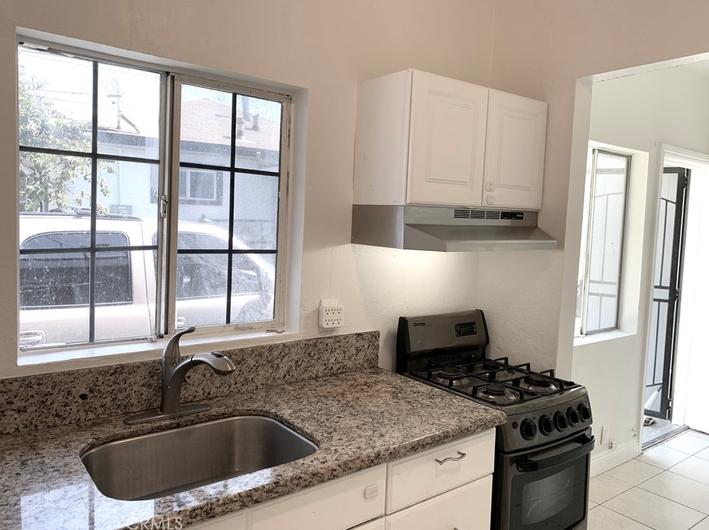 701 S Sycamore St #a, Santa Ana, CA 92701