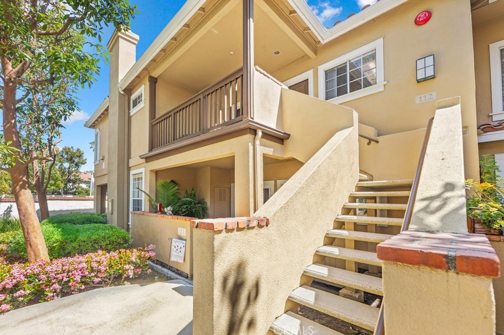 112 Gallery Way, Tustin, CA 92782