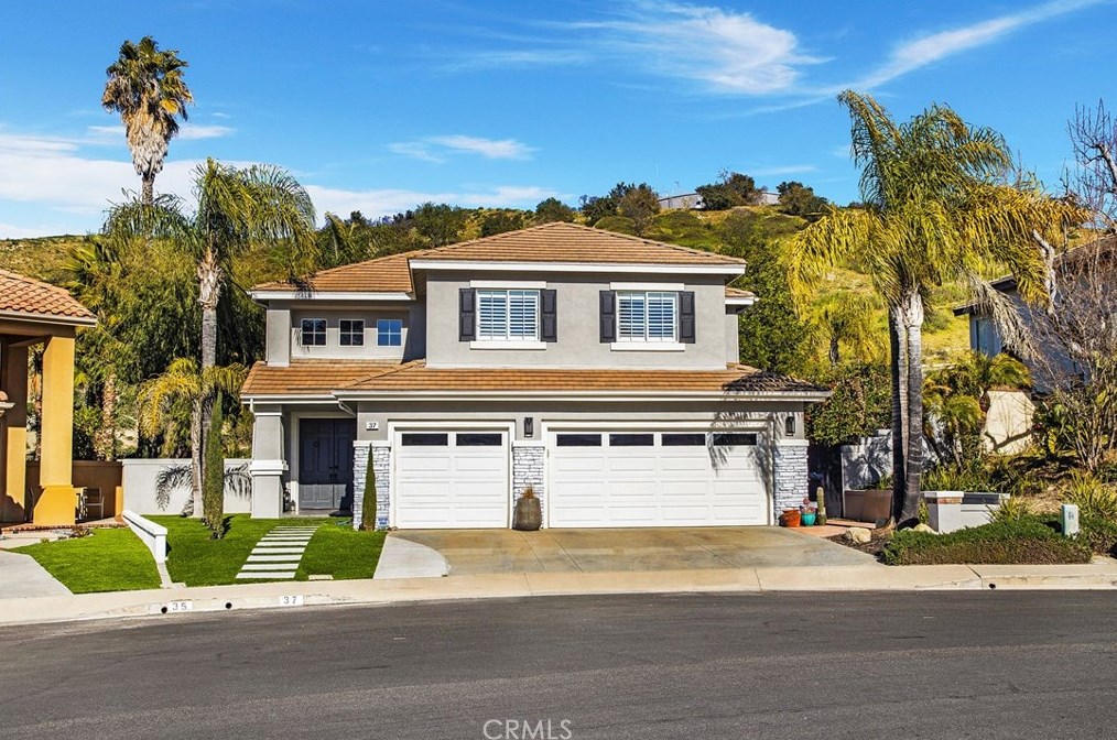 37 Tessera Ave, El Toro, CA 92610