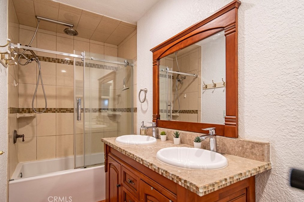 631 Rye Ave, La Habra CA  90631-6736 exterior