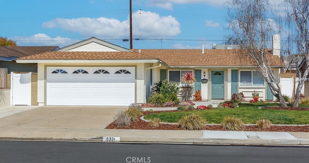 6331 Balmoral Dr, Huntington Beach, CA 92647-6558