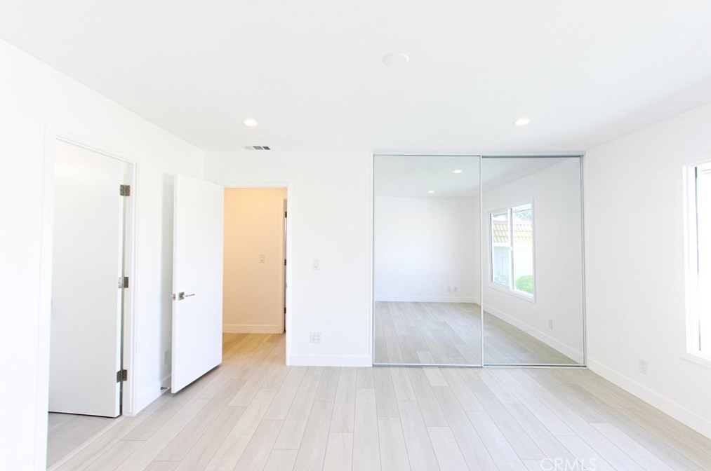 23390 El Reposa, Laguna Beach CA  92656-1104 exterior