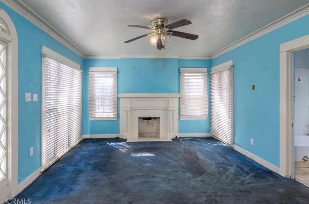 4605 3rd Ave, Los Angeles, CA 90043-1431