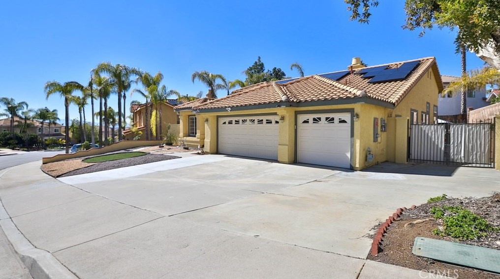 21620 Calle Monaco, Moreno Valley CA  92557-8540 exterior