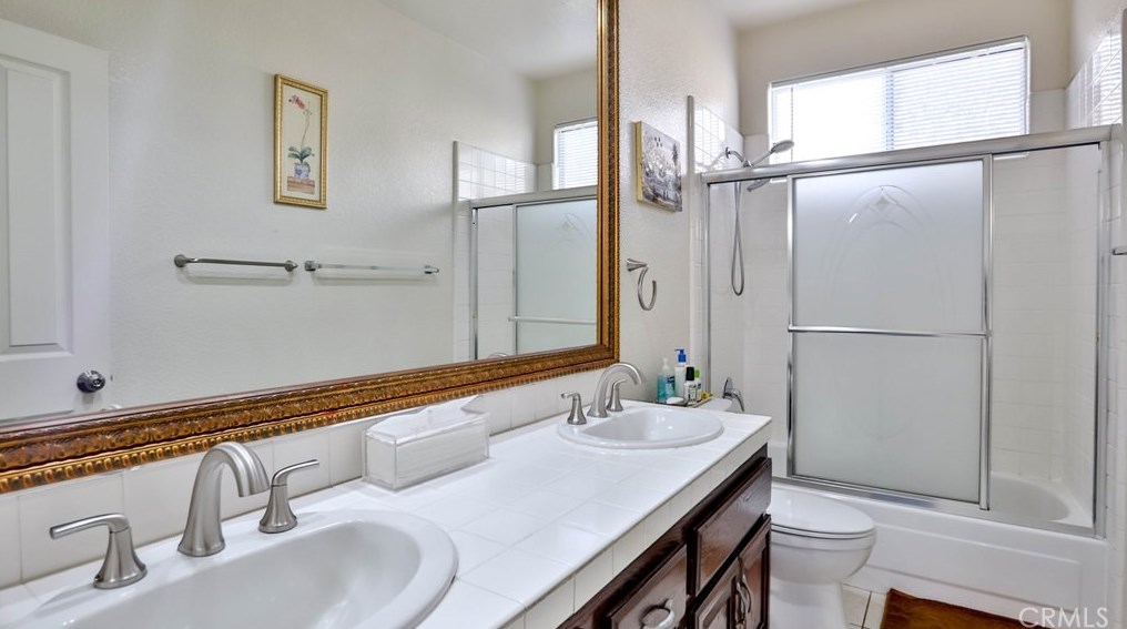 21620 Calle Monaco, Moreno Valley CA  92557-8540 exterior