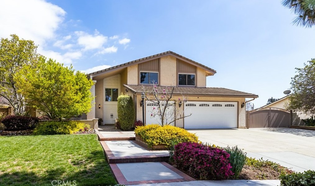 2226 Kemper Ave, Claremont, CA 91711-2218