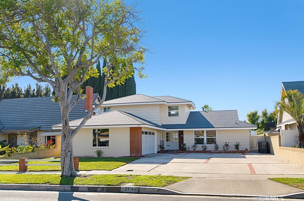 2910 S Pacific Ave, Santa Ana, CA 92704