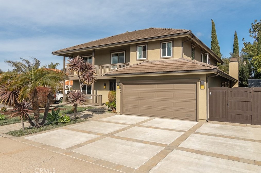 21822 Seacrest Ln, Huntington Beach, CA 92646-8226