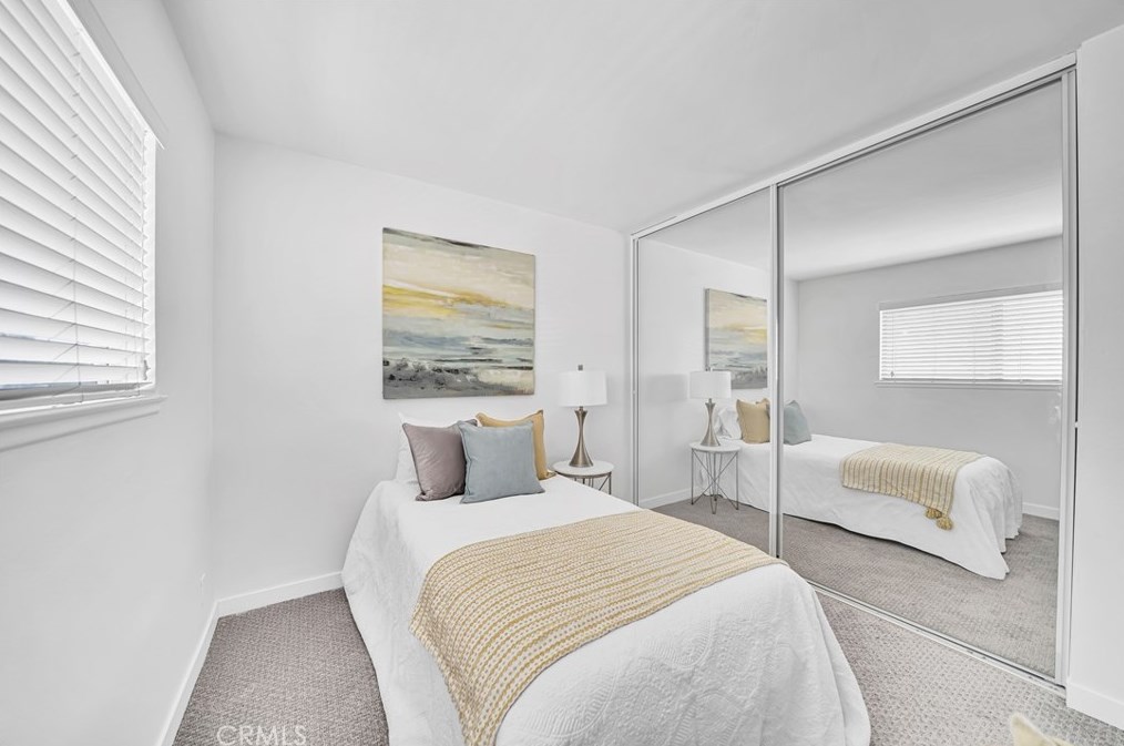 14385 Suffolk St, Westminster CA  92683-4850 exterior