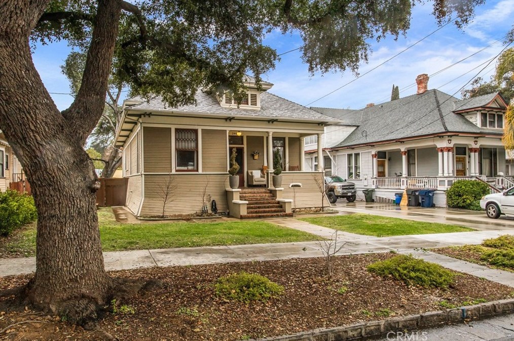 244 Alvarado St, Redlands, CA 92373