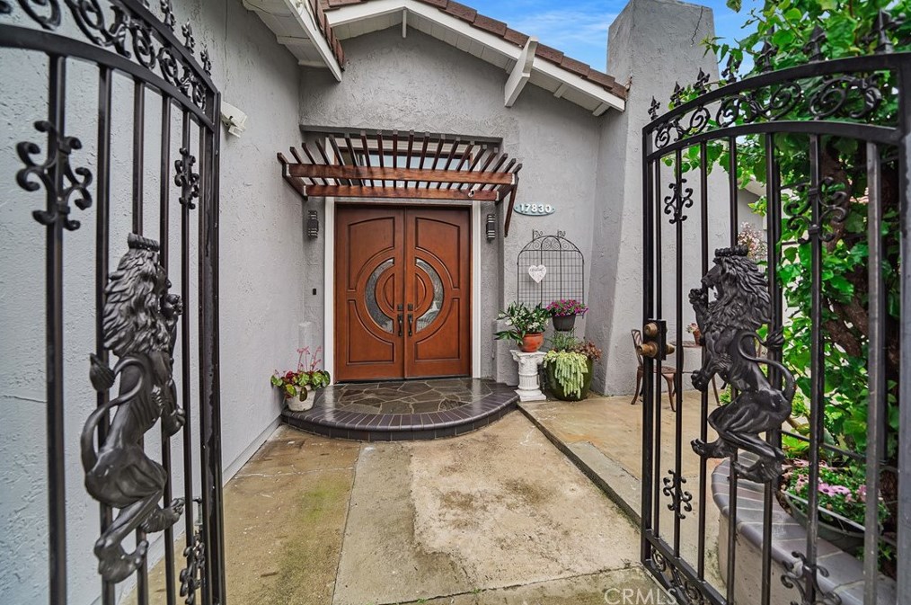 17830 Winterberry St, Santa Ana, CA 92708