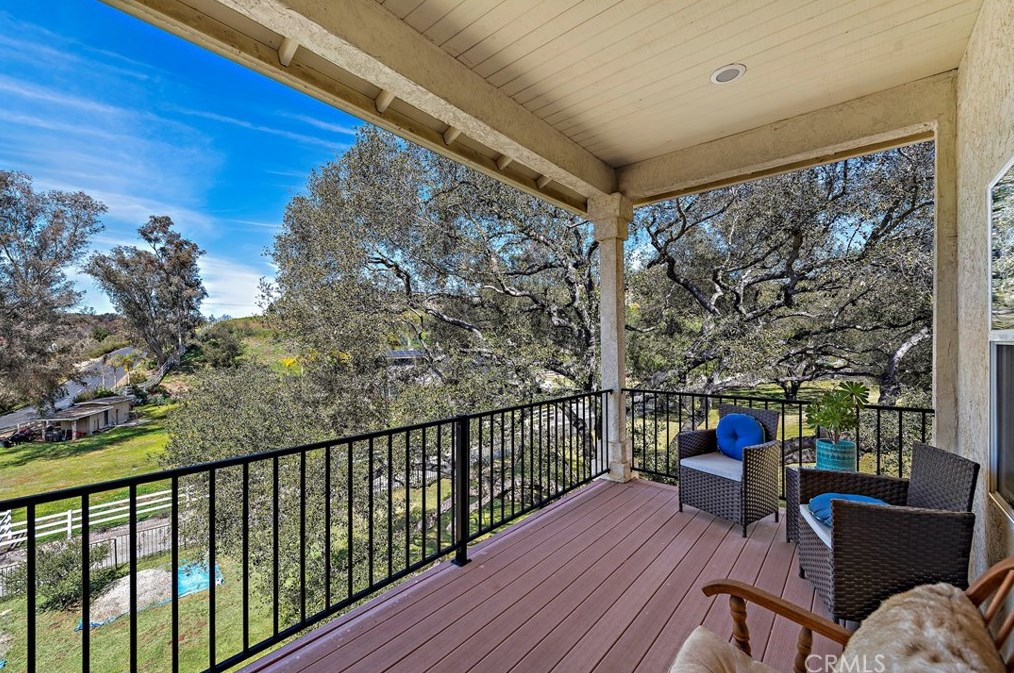 2424 Gird Rd, Fallbrook CA  92028-9687 exterior