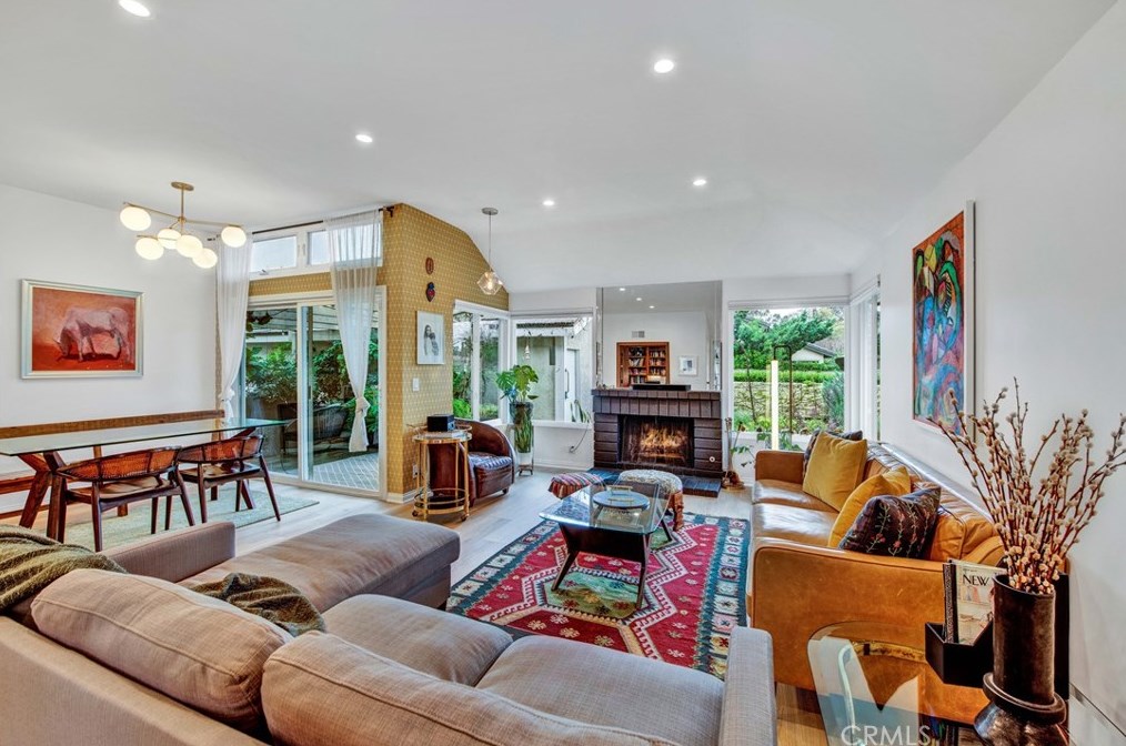 124 W Yale Loop, Irvine, CA 92604