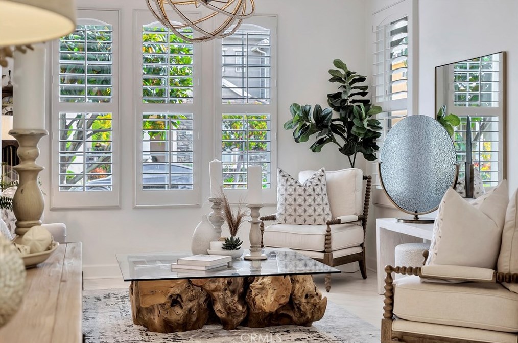 6602 Beachview Dr, Huntington Beach CA  92648-2666 exterior