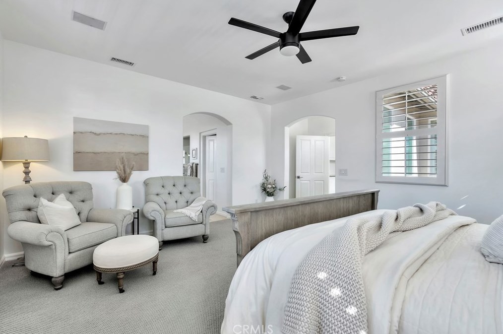 6602 Beachview Dr, Huntington Beach CA  92648-2666 exterior