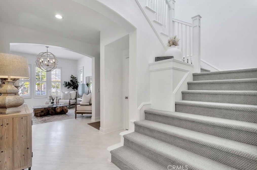 6602 Beachview Dr, Huntington Beach CA  92648-2666 exterior
