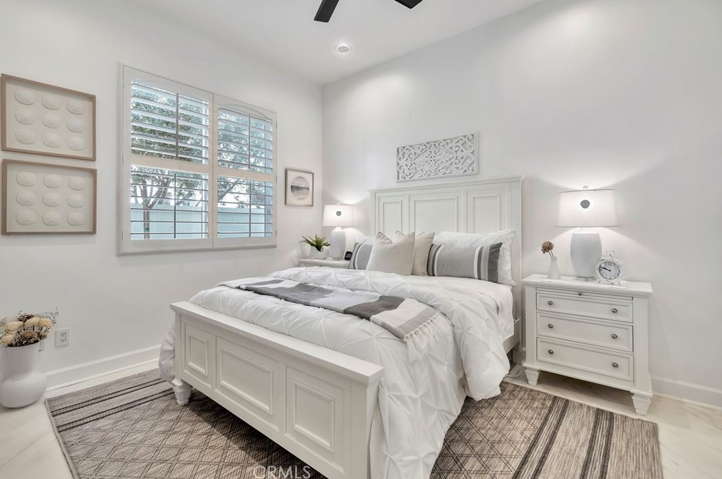 6602 Beachview Dr, Huntington Beach CA  92648-2666 exterior