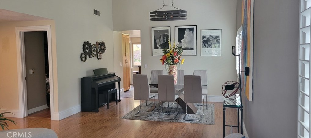 681 Windham Dr, Claremont CA  91711-3551 exterior