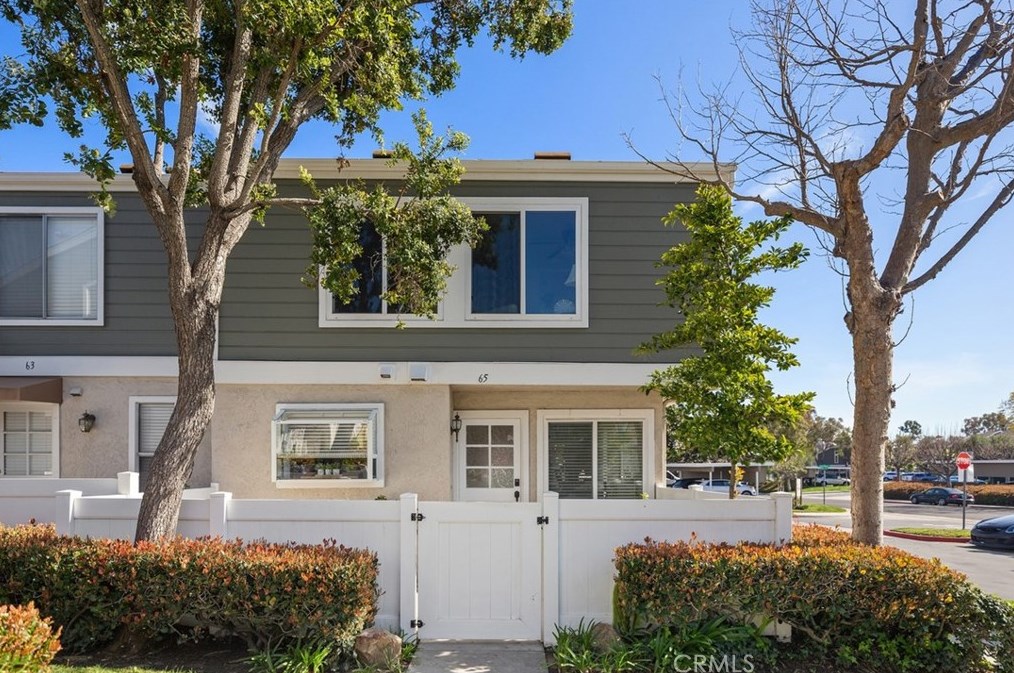 65 Bentwood Ln, Laguna Beach, CA 92656-2948