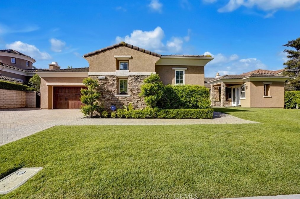 5240 E Versaille Ct, Orange, CA 92867