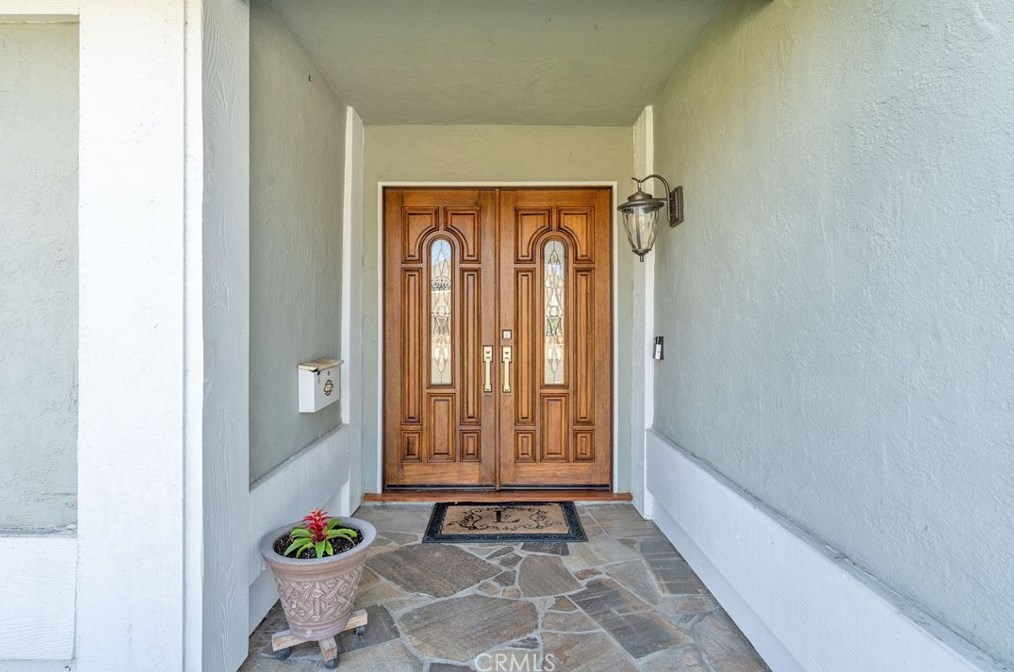 5582 Ludlow Cir, Huntington Beach, CA 92649