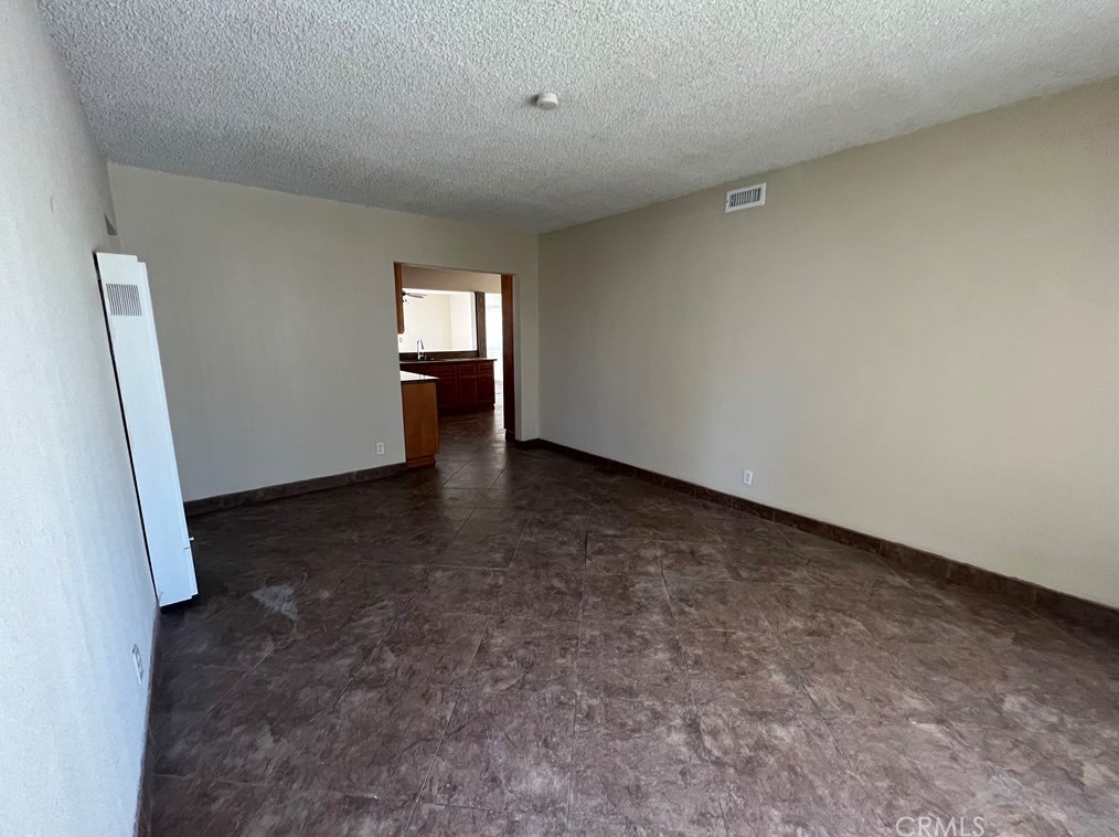 12158 Lakeland Rd, Norwalk CA  90650-1856 exterior