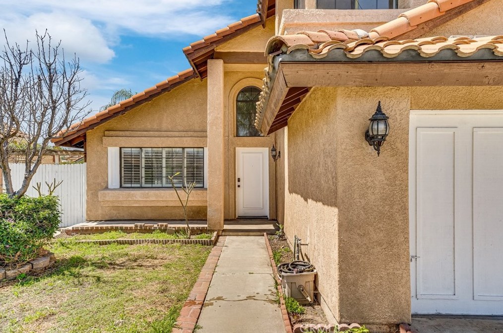 13652 Tawny Rd, Chino, CA 91710
