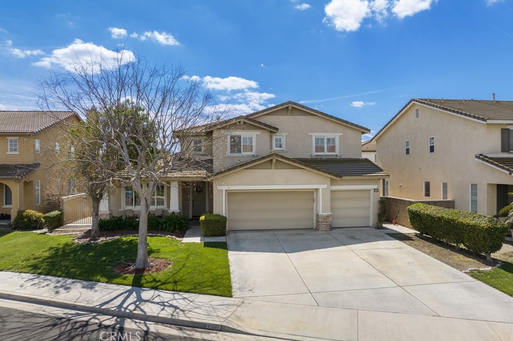 7136 Citrus Valley Ave, Corona, CA 92880-9010